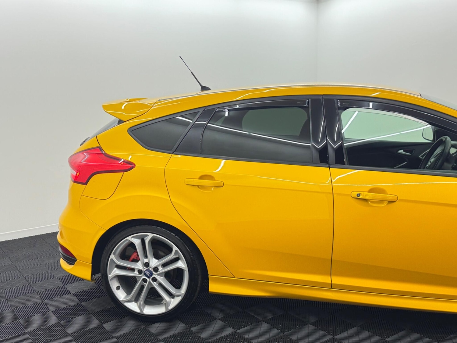 Used Ford Focus for sale - 76485170: Photo 34