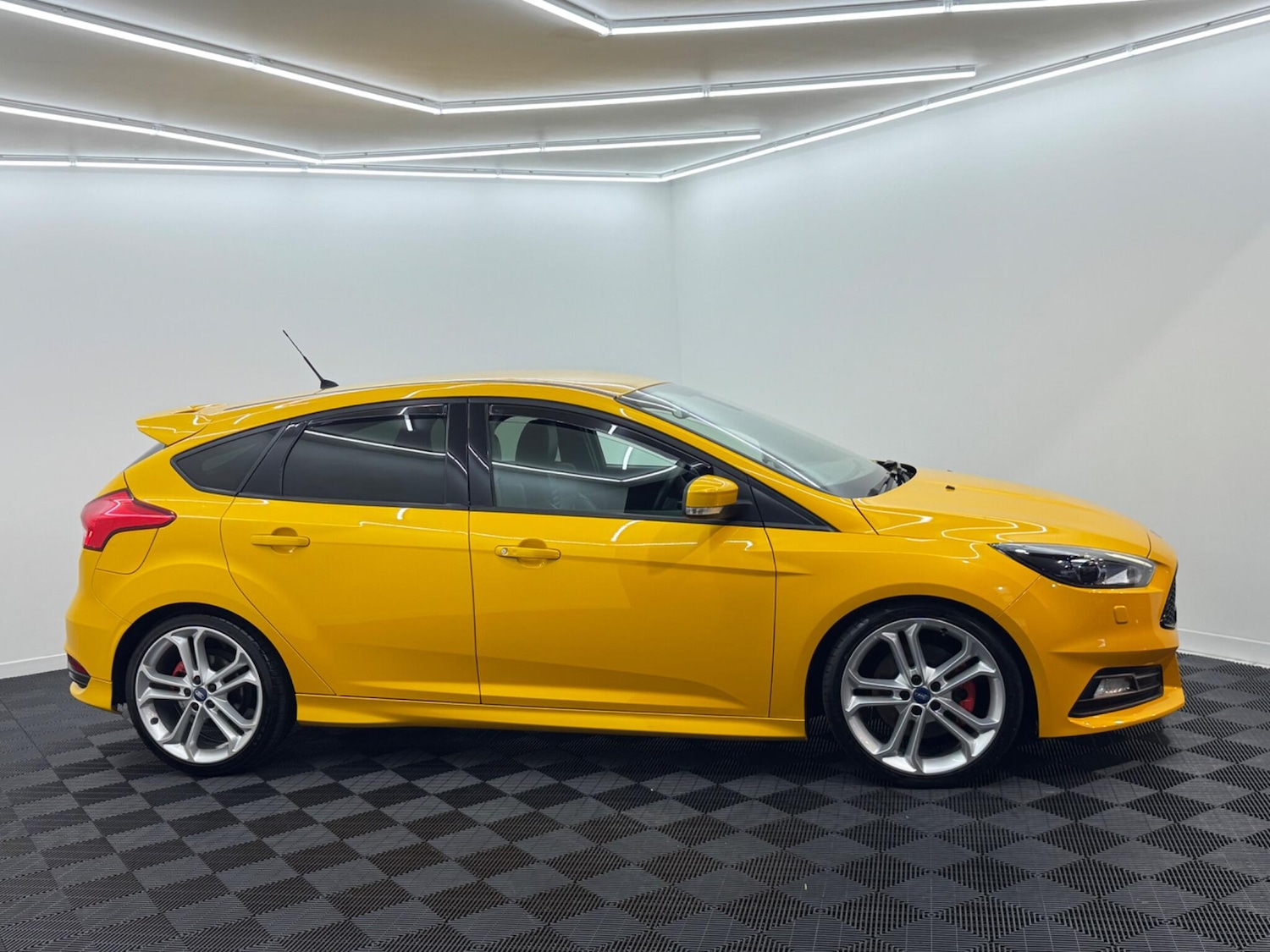 Used Ford Focus for sale - 76485170: Photo 36