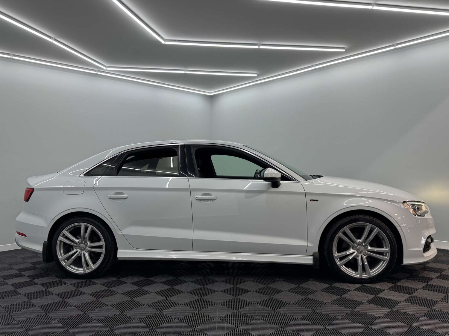 Used Audi A3 2016 for sale - 78215497: Photo 22