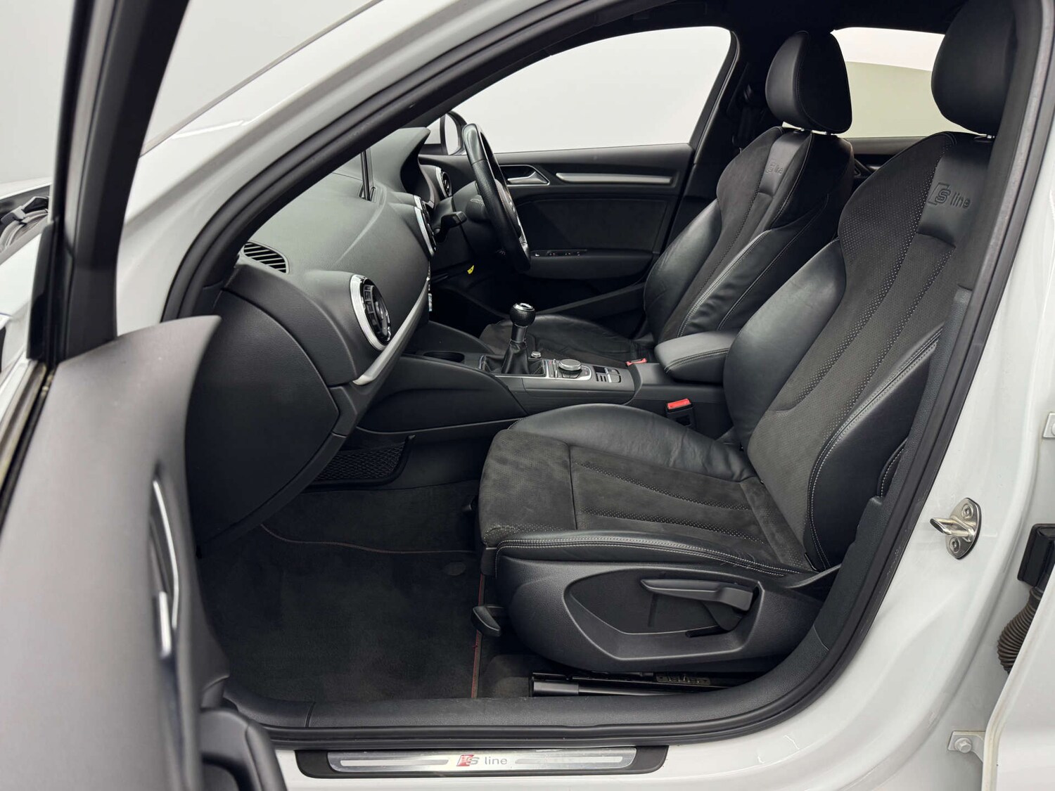 Used Audi A3 2016 for sale - 78215497: Photo 48