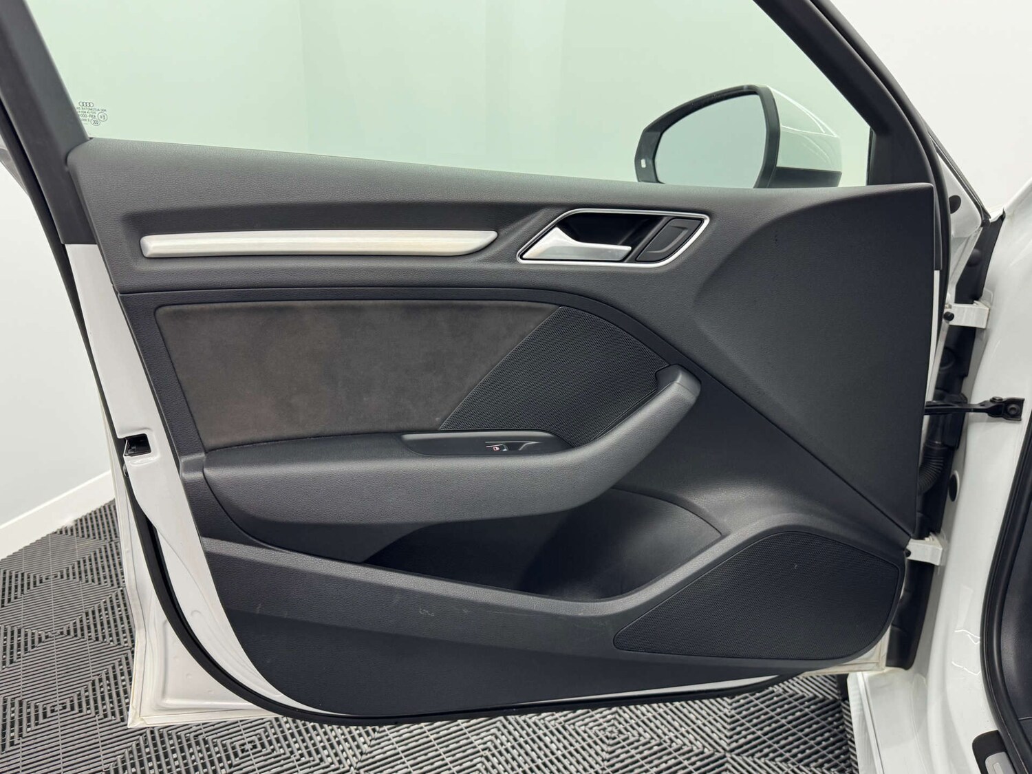 Used Audi A3 2016 for sale - 78215497: Photo 49