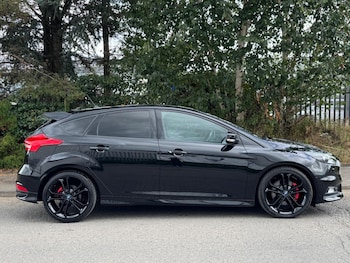 Used Ford Focus 2017 for sale - 75867015: Photo