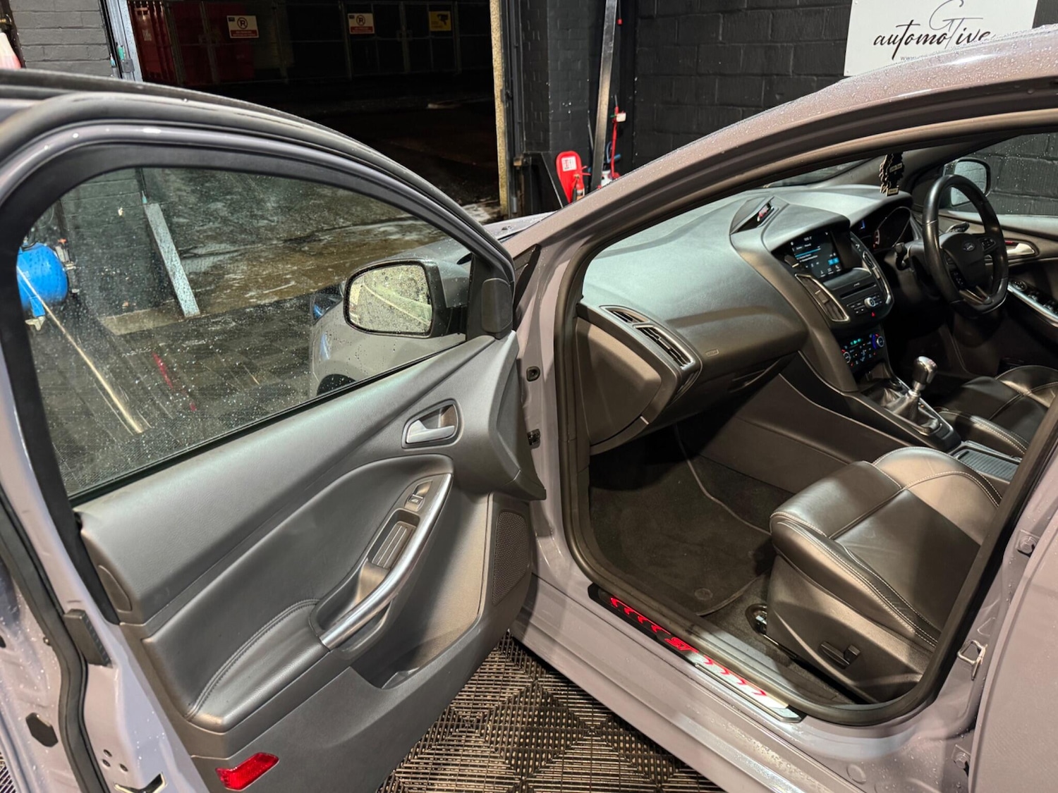 Used Ford Focus 2017 for sale - 77279210: Photo 15