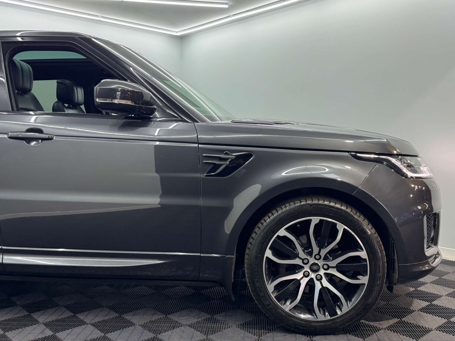 Used Land Rover Range Rover Sport 2018 for sale - 78172528: Photo 14