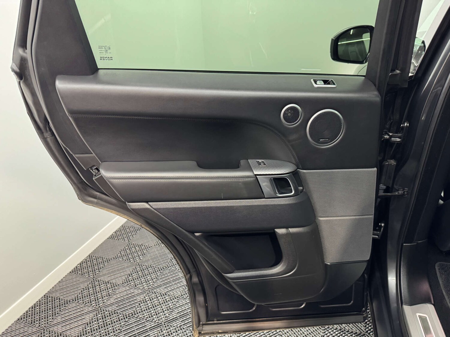 Used Land Rover Range Rover Sport 2018 for sale - 78172528: Photo 24