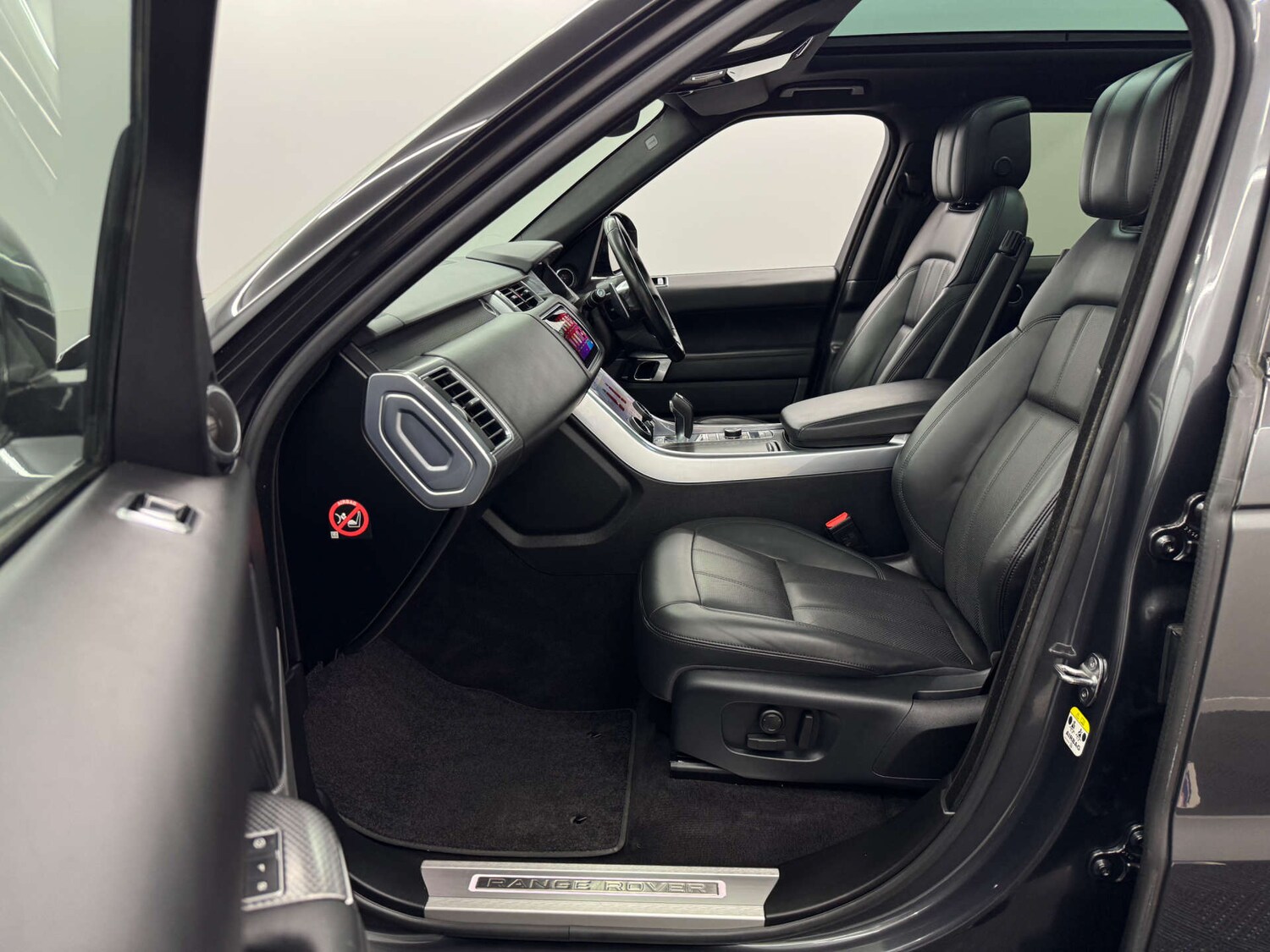 Used Land Rover Range Rover Sport 2018 for sale - 78172528: Photo 25