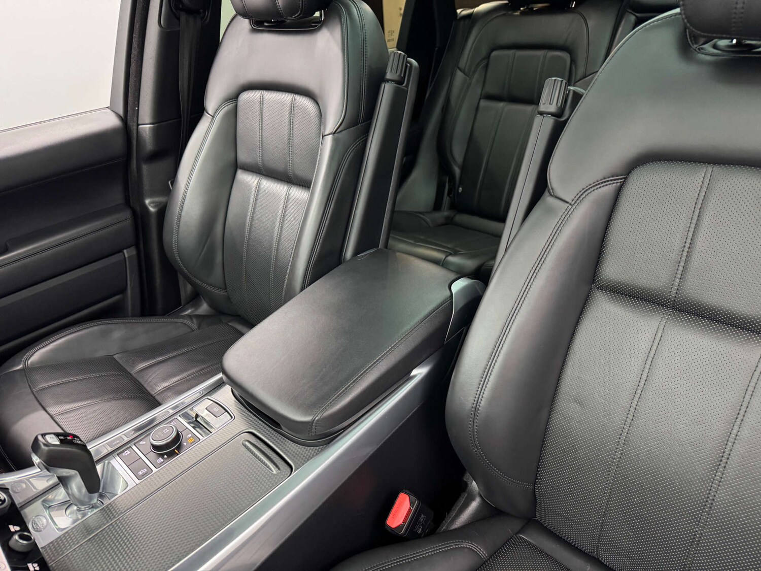 Used Land Rover Range Rover Sport 2018 for sale - 78172528: Photo 28