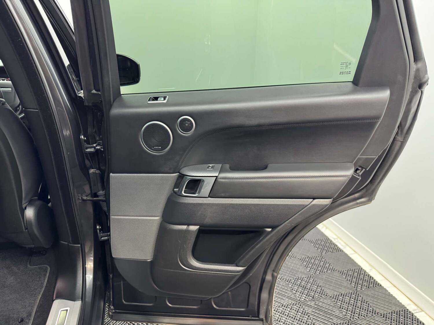 Used Land Rover Range Rover Sport 2018 for sale - 78172528: Photo 30