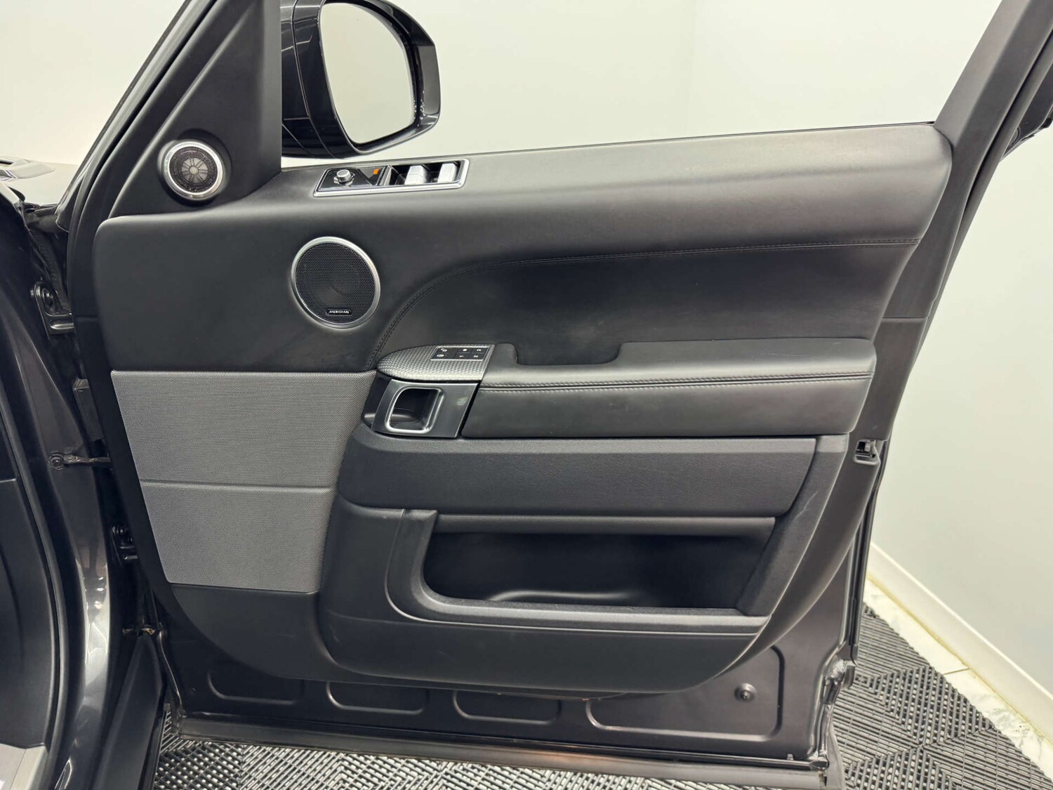 Used Land Rover Range Rover Sport 2018 for sale - 78172528: Photo 41