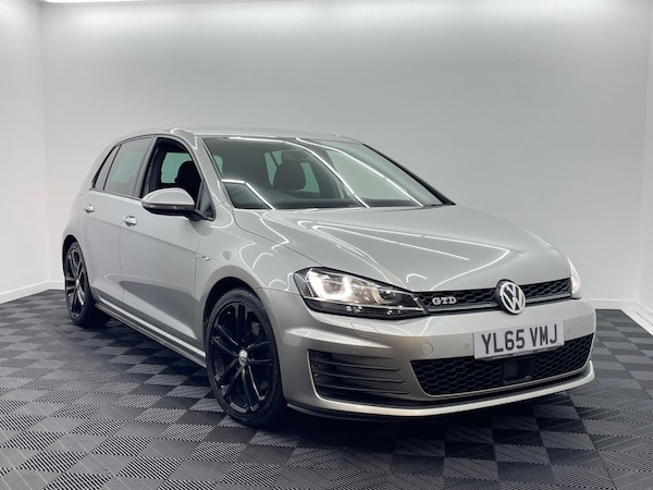 Used Volkswagen Golf 2016 for sale - 76315182: Photo 1