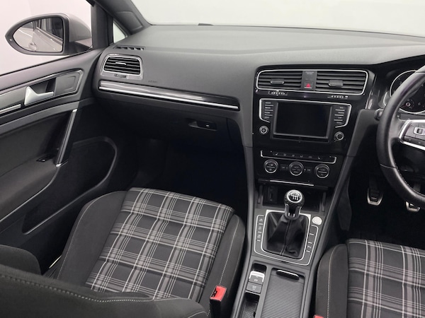 Used Volkswagen Golf 2016 for sale - 76315182: Photo 27