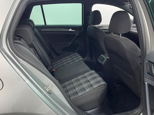 Used Volkswagen Golf 2016 for sale - 76315182: Photo 36