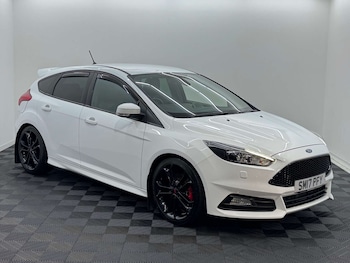 Used Ford Focus 2017 for sale - 77844615: Photo