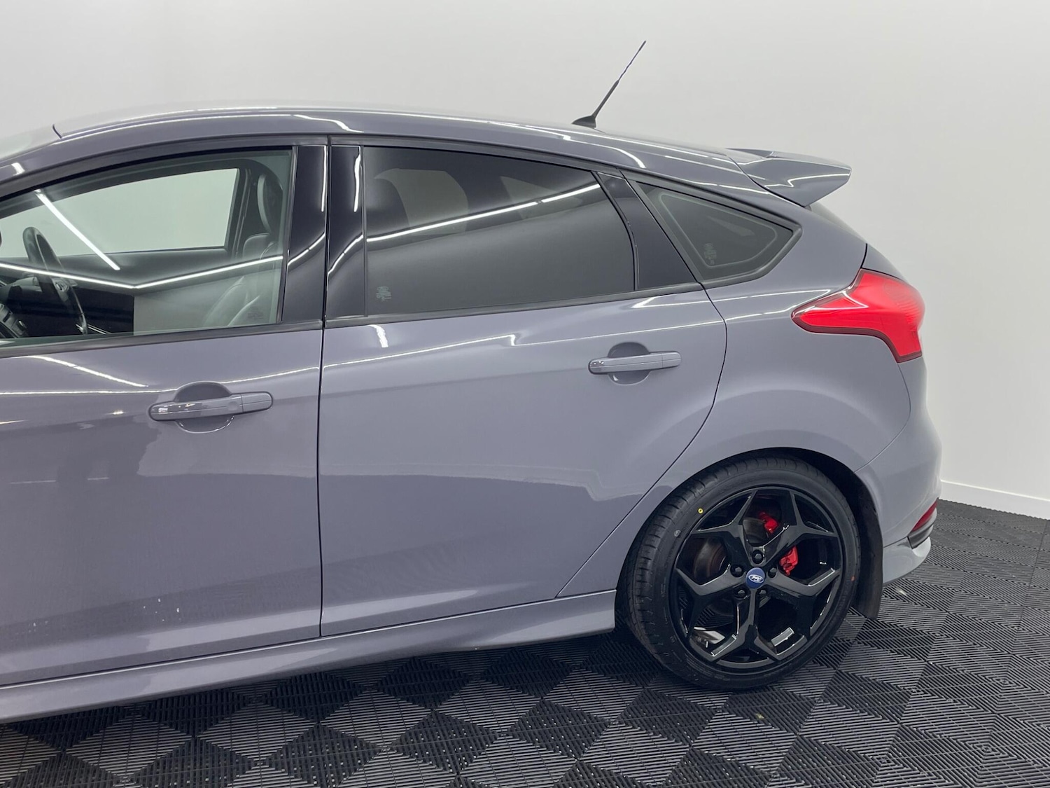 Used Ford Focus 2017 for sale - 76099035: Photo 19