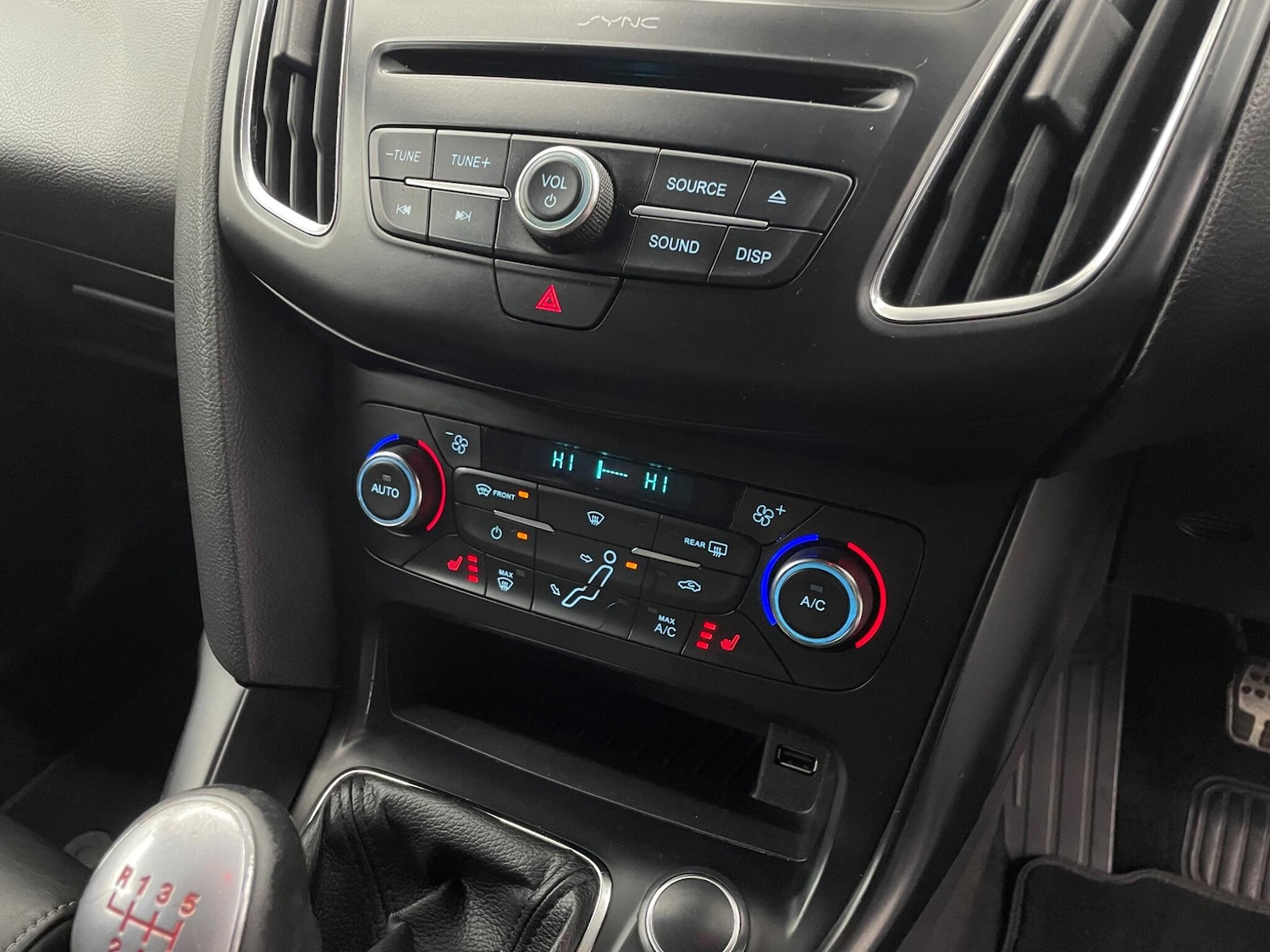Used Ford Focus 2017 for sale - 76099035: Photo 44