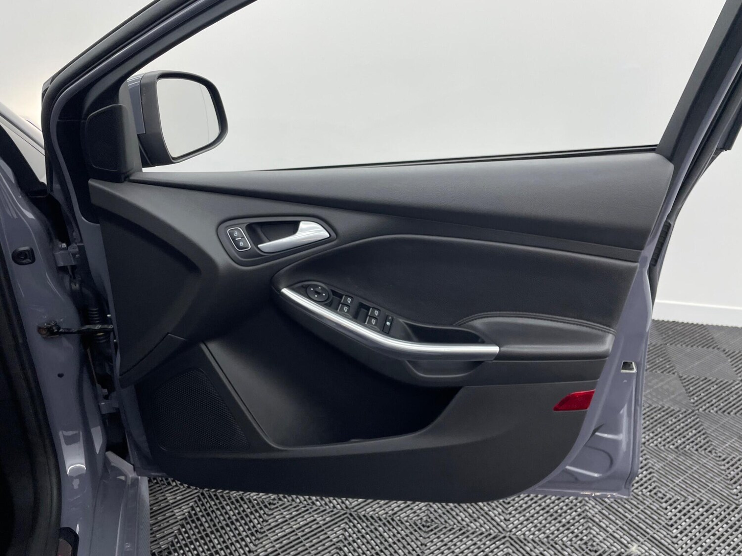Used Ford Focus 2017 for sale - 76099035: Photo 51