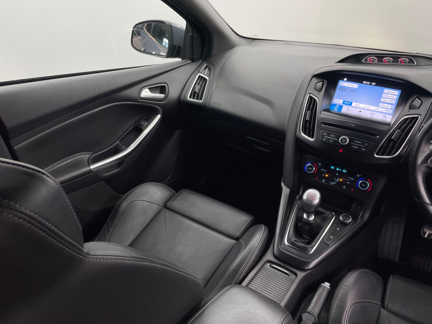 Used Ford Focus 2017 for sale - 76099035: Photo 55
