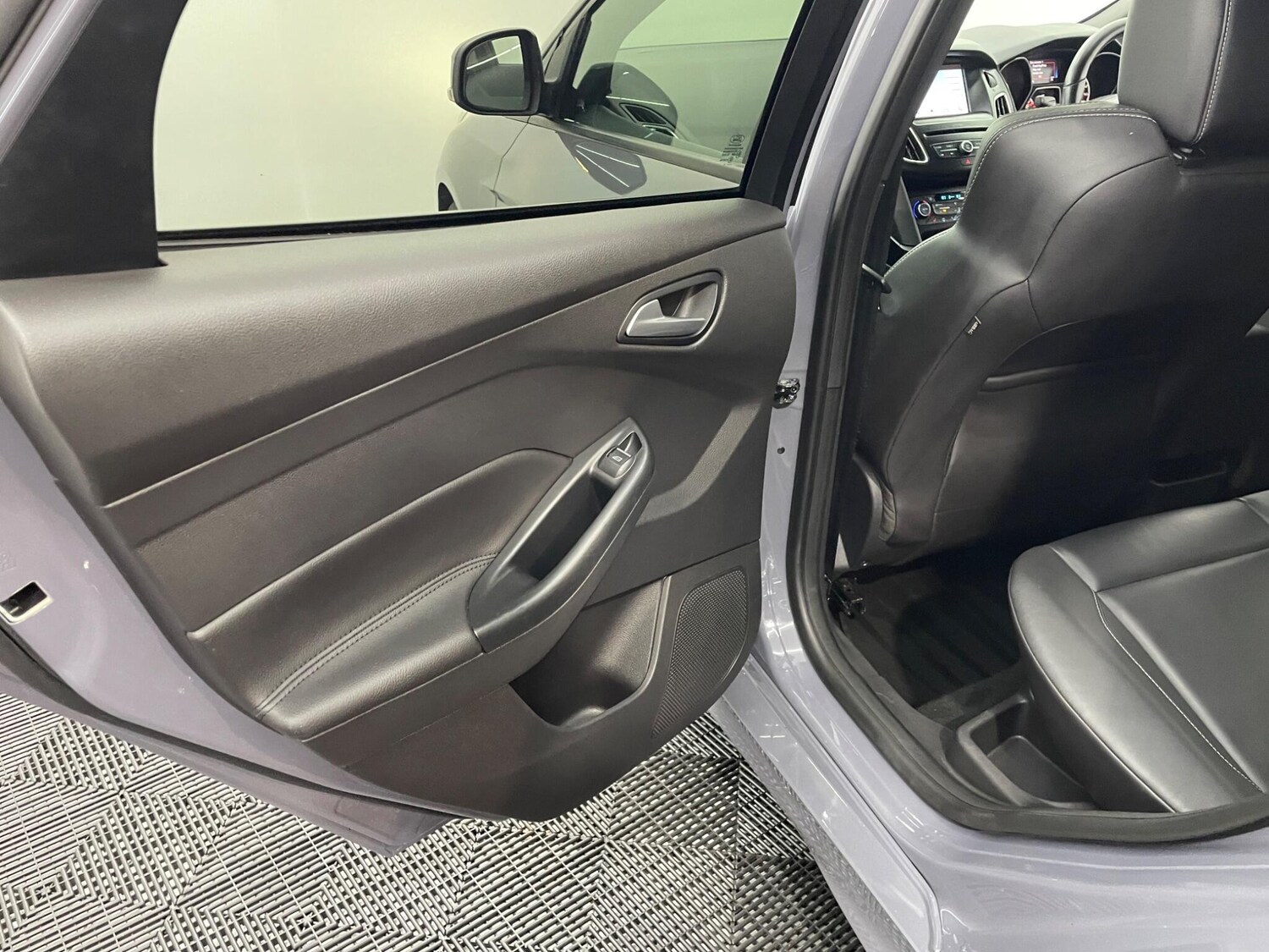Used Ford Focus 2017 for sale - 76099035: Photo 62