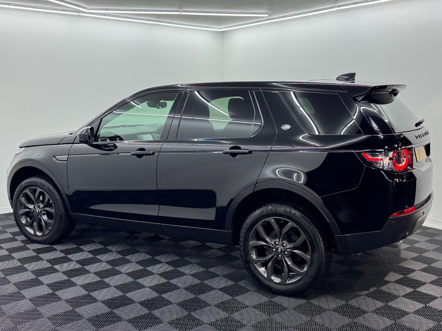 Used Land Rover Discovery Sport 2019 for sale - 77017152: Photo 23