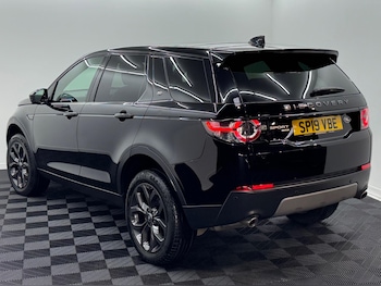 Used Land Rover Discovery Sport 2019 for sale - 77017152: Photo