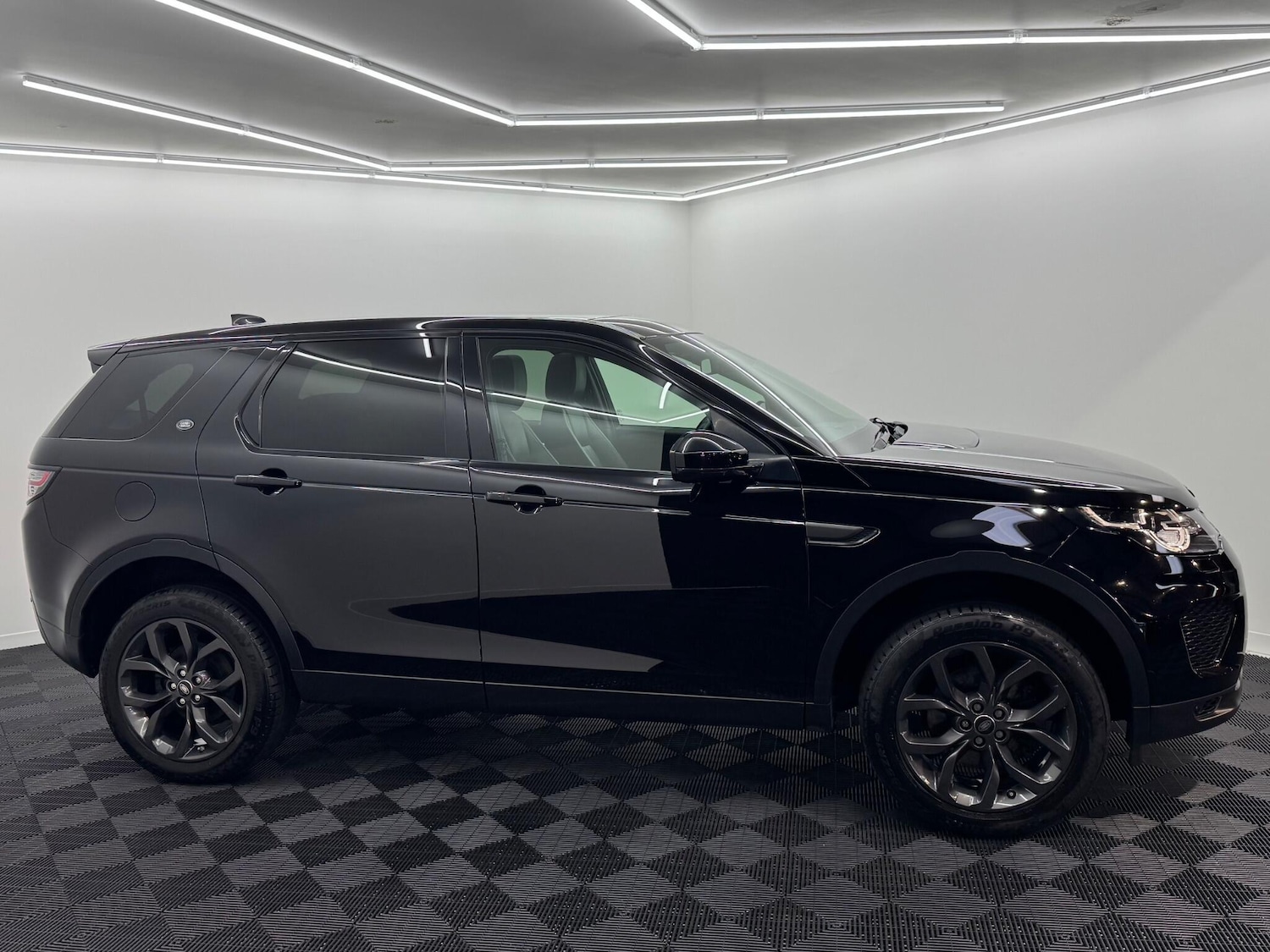 Used Land Rover Discovery Sport 2019 for sale - 77017152: Photo 34