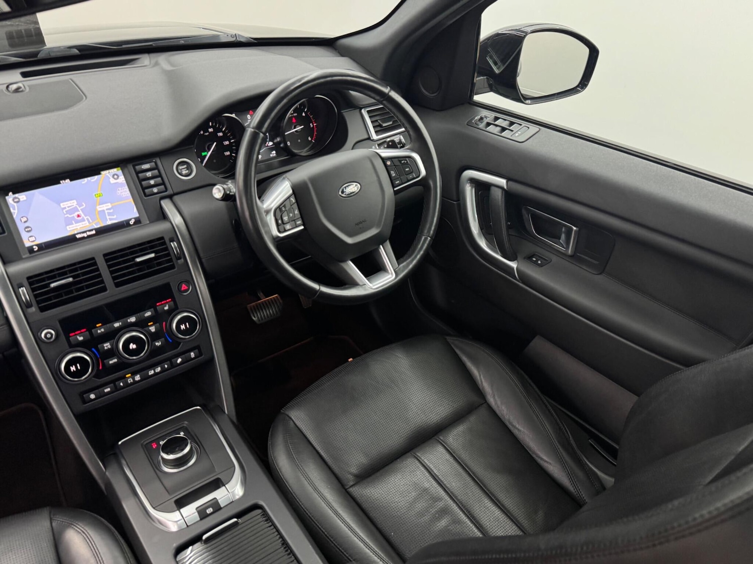 Used Land Rover Discovery Sport 2019 for sale - 77017152: Photo 39