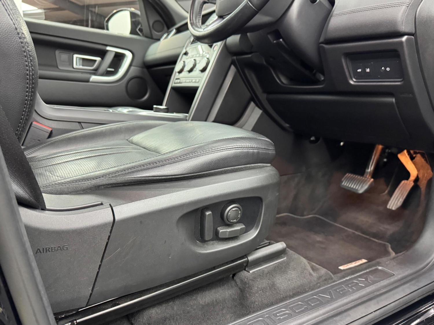 Used Land Rover Discovery Sport 2019 for sale - 77017152: Photo 42