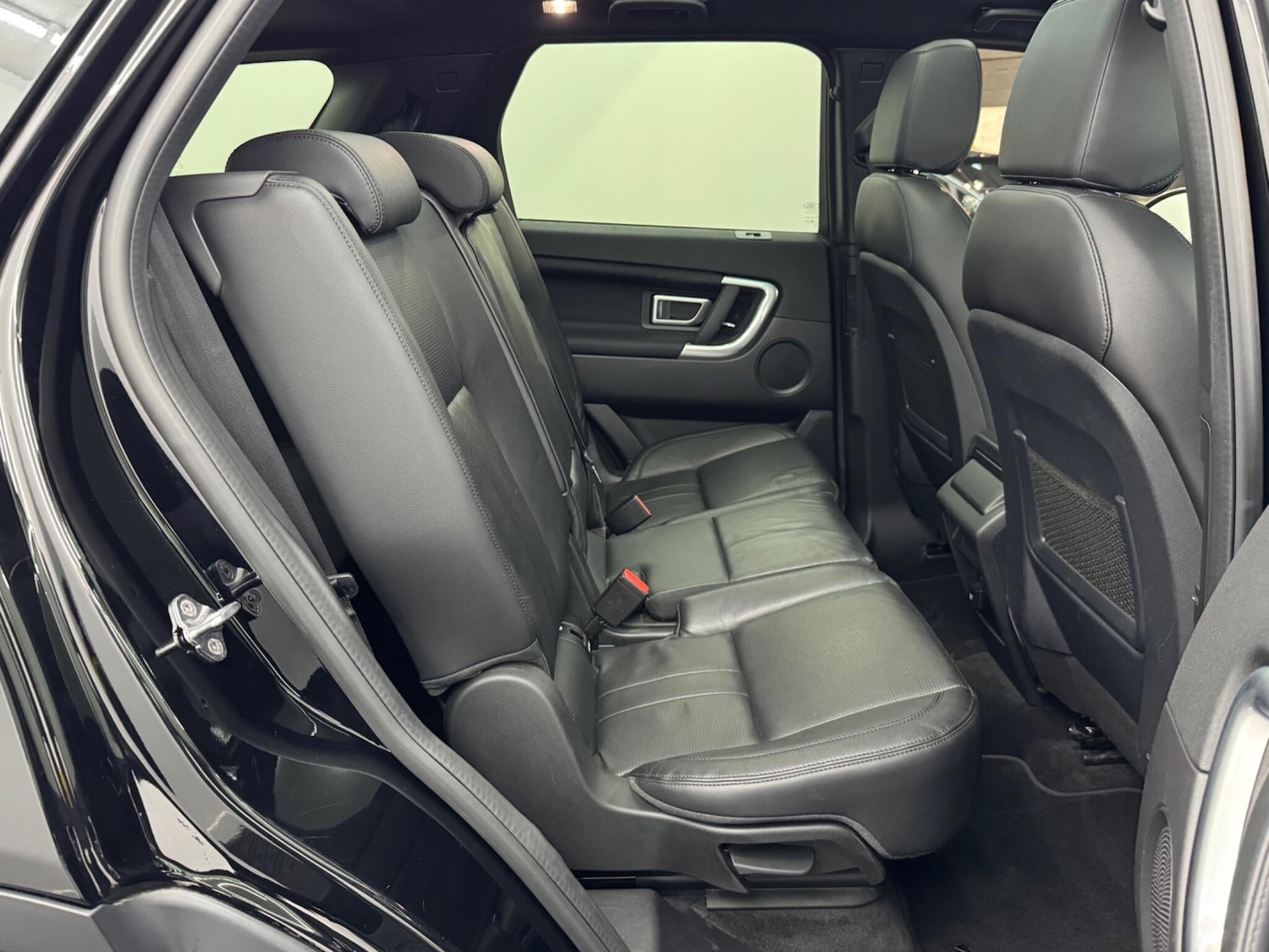 Used Land Rover Discovery Sport 2019 for sale - 77017152: Photo 44