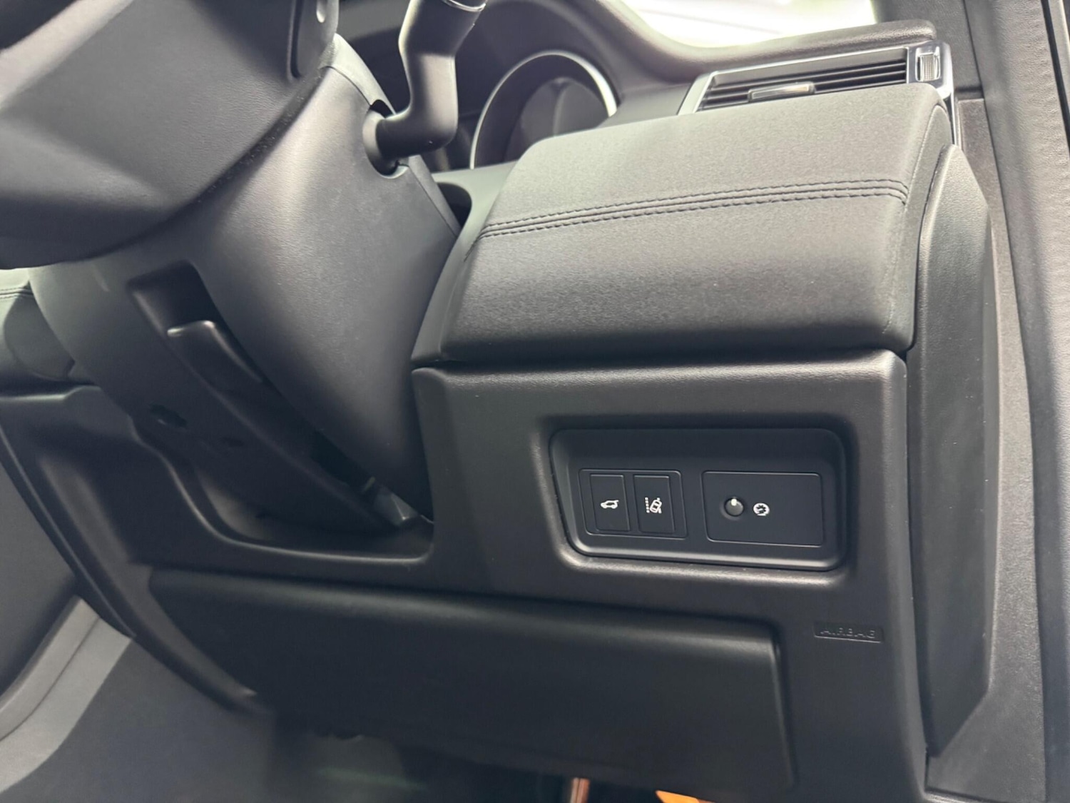 Used Land Rover Discovery Sport 2019 for sale - 77017152: Photo 55