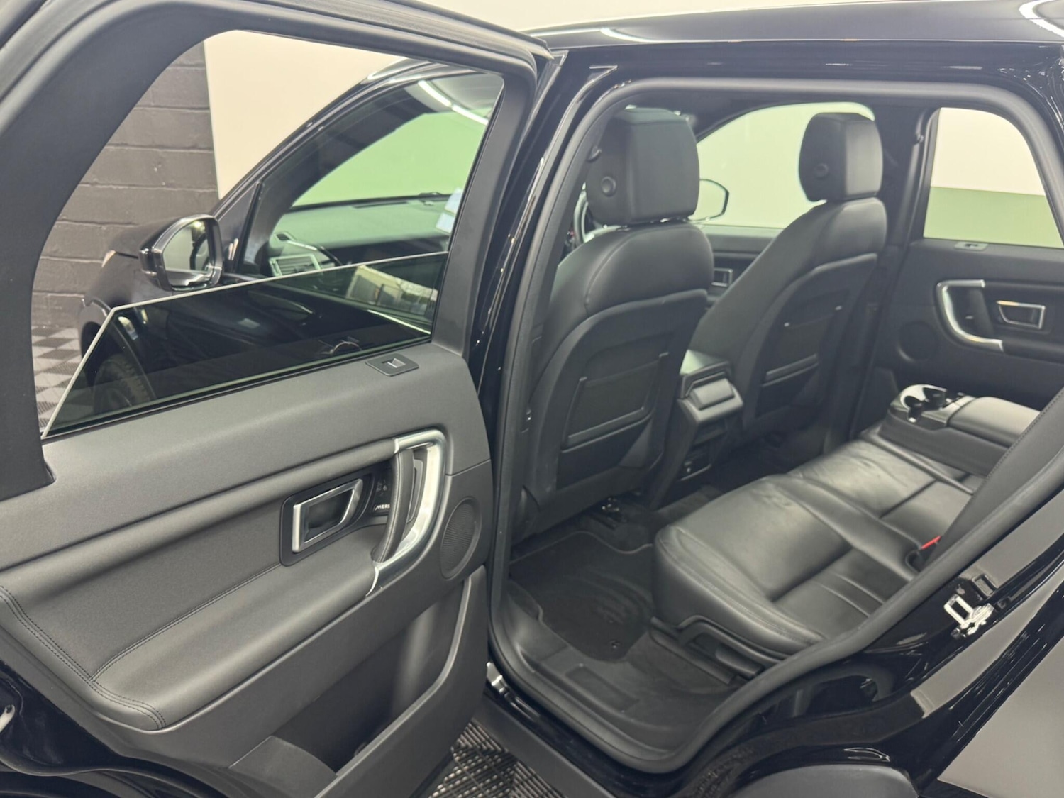 Used Land Rover Discovery Sport 2019 for sale - 77017152: Photo 59