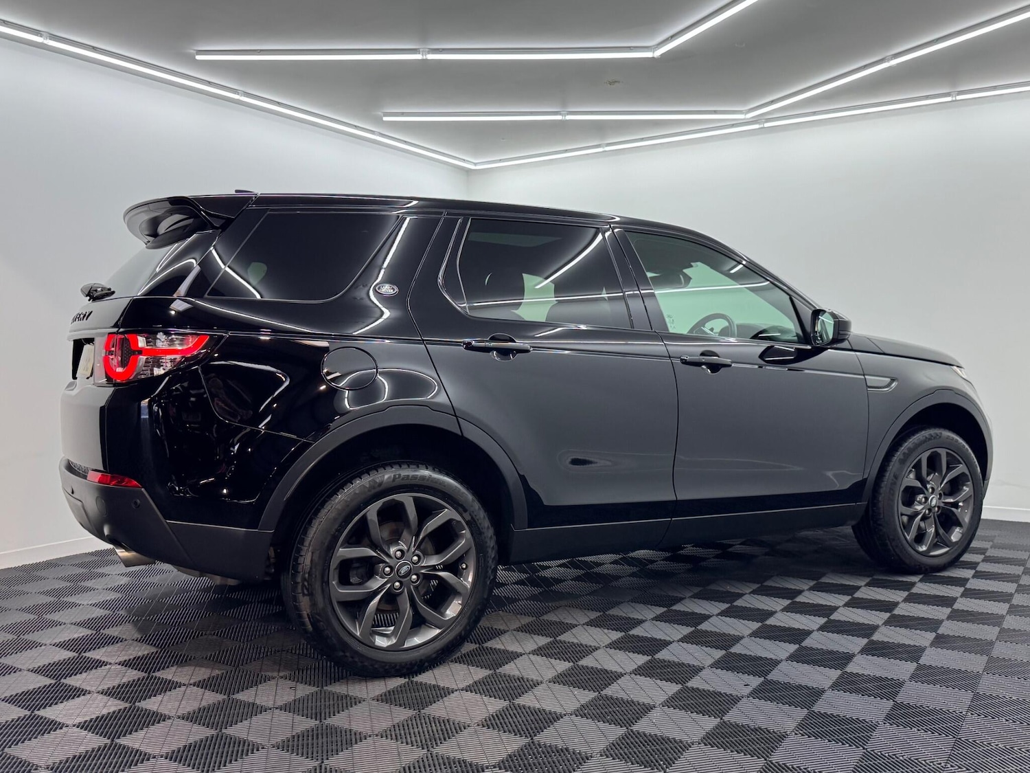 Used Land Rover Discovery Sport 2019 for sale - 77017152: Photo 6