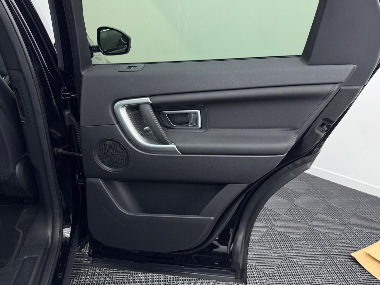 Used Land Rover Discovery Sport 2019 for sale - 77017152: Photo 60