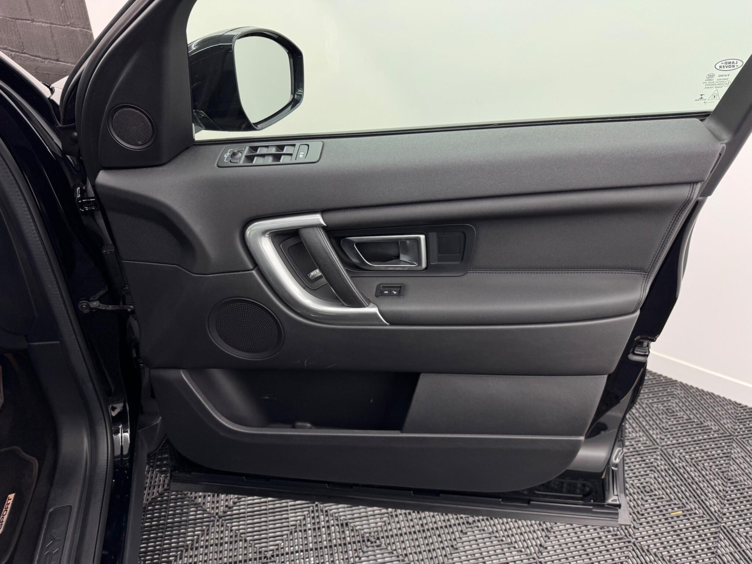 Used Land Rover Discovery Sport 2019 for sale - 77017152: Photo 62