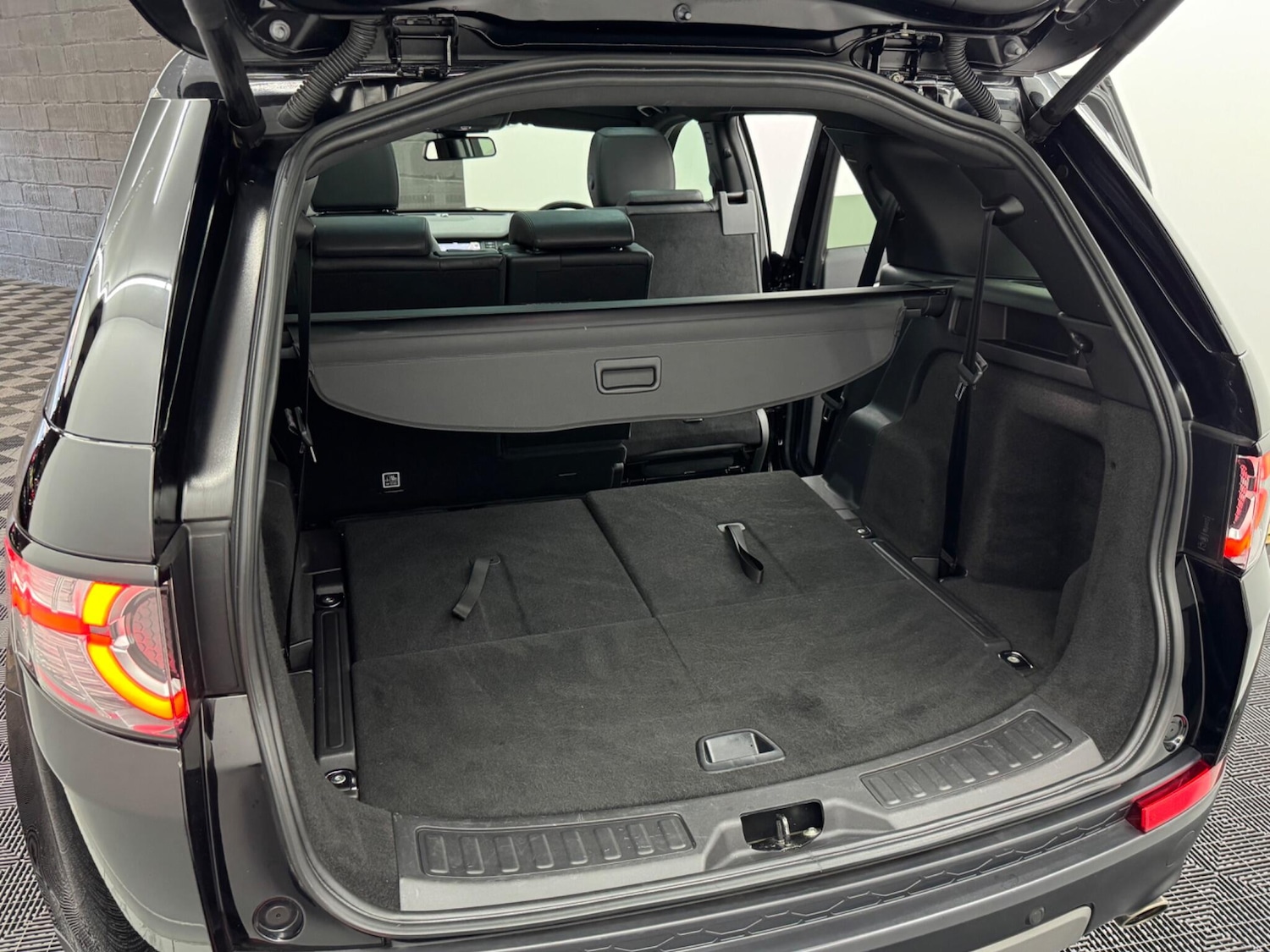 Used Land Rover Discovery Sport 2019 for sale - 77017152: Photo 66