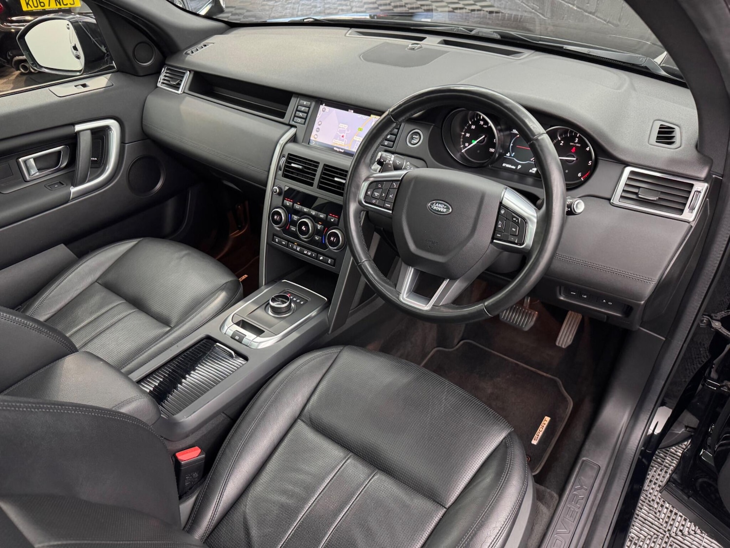 Used Land Rover Discovery Sport 2019 for sale - 77017152: Photo 90