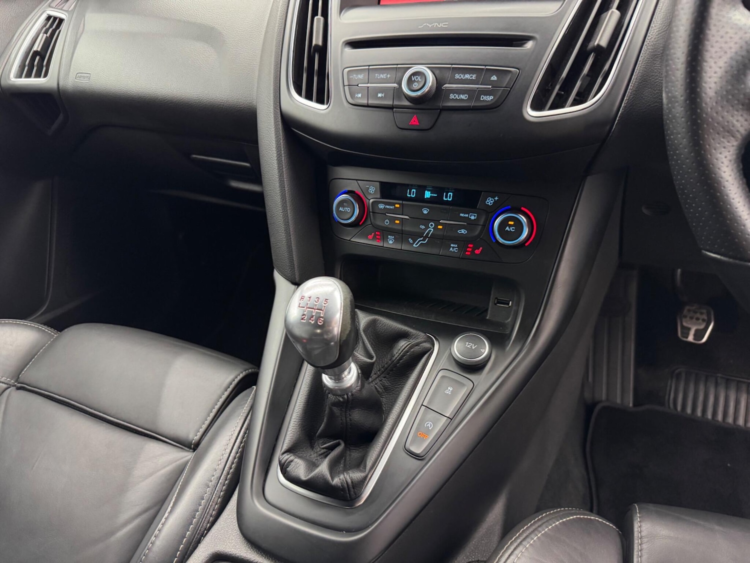 Used Ford Focus 2015 for sale - 76174817: Photo 16