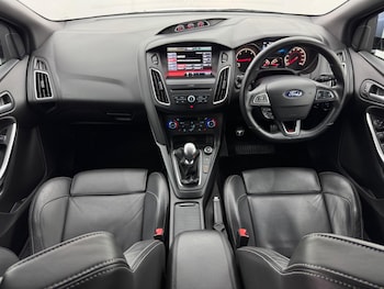 Used Ford Focus 2015 for sale - 76174817: Photo