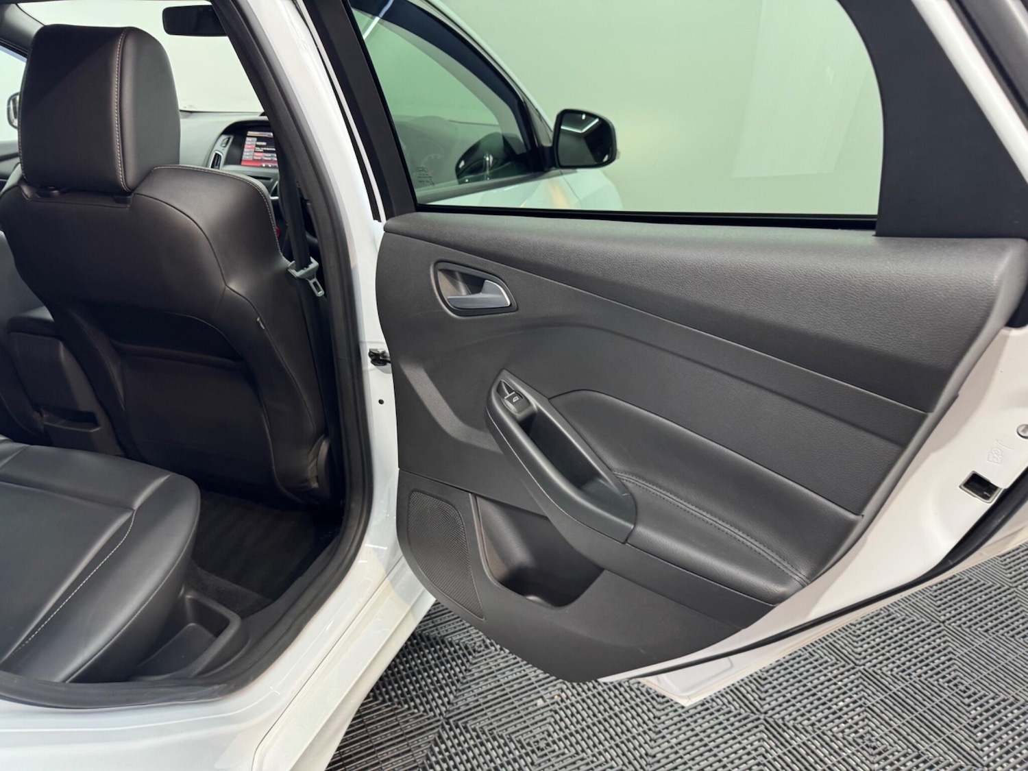 Used Ford Focus 2015 for sale - 76174817: Photo 68