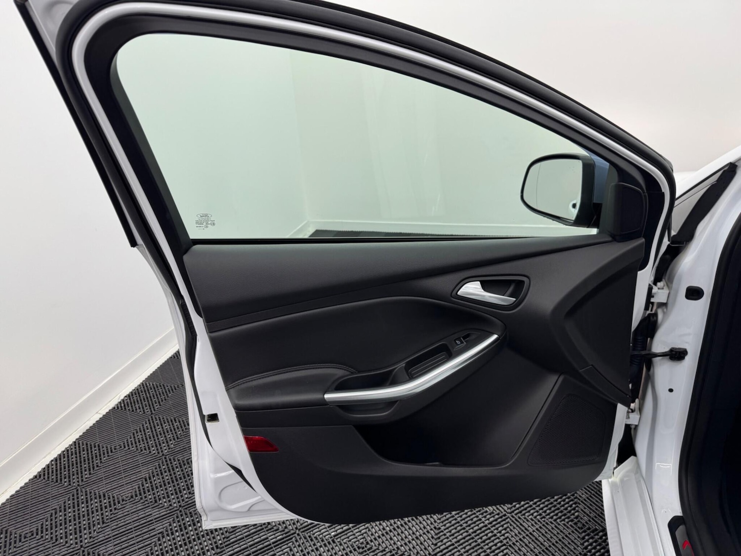 Used Ford Focus 2015 for sale - 76174817: Photo 80