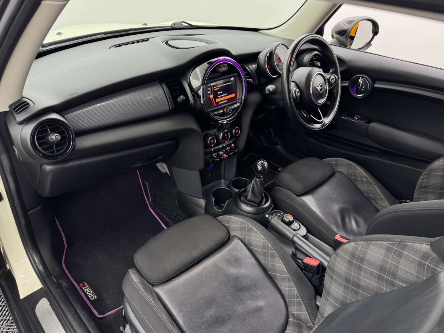 Used MINI Hatch 2018 for sale - 77844614: Photo 12