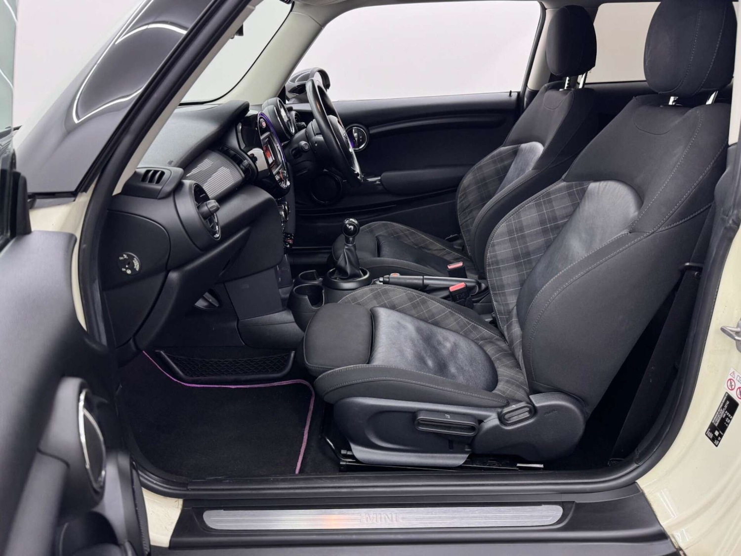 Used MINI Hatch 2018 for sale - 77844614: Photo 13