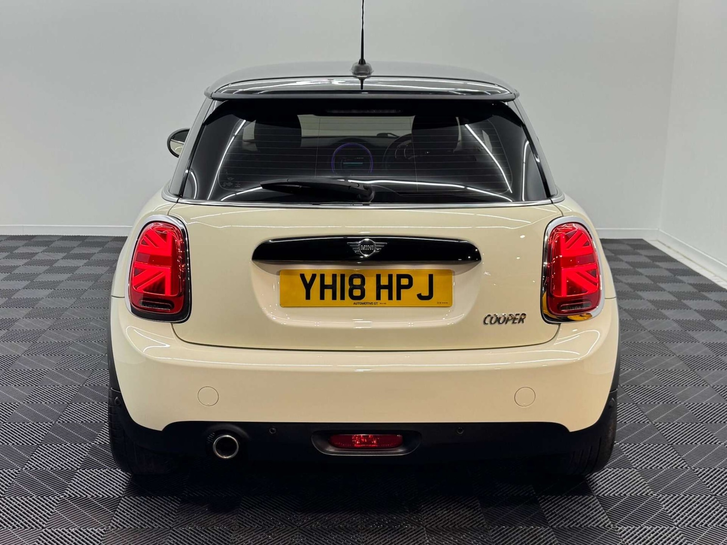 Used MINI Hatch 2018 for sale - 77844614: Photo 25