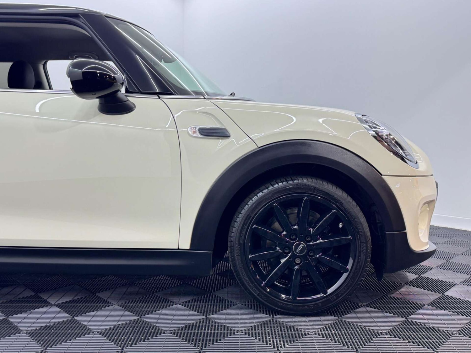 Used MINI Hatch 2018 for sale - 77844614: Photo 28