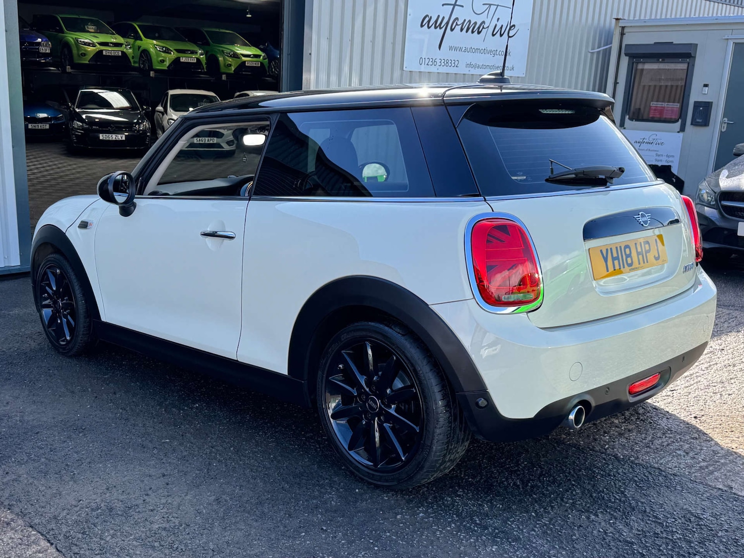 Used MINI Hatch 2018 for sale - 77844614: Photo 8