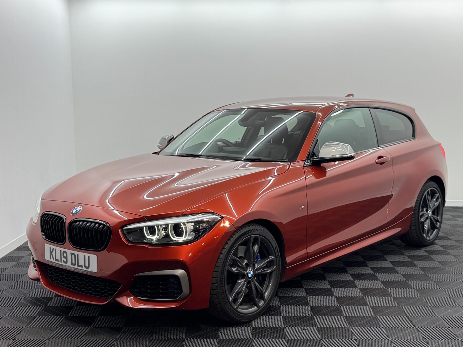 Used BMW 1 Series 2019 for sale - 76608324: Photo 2