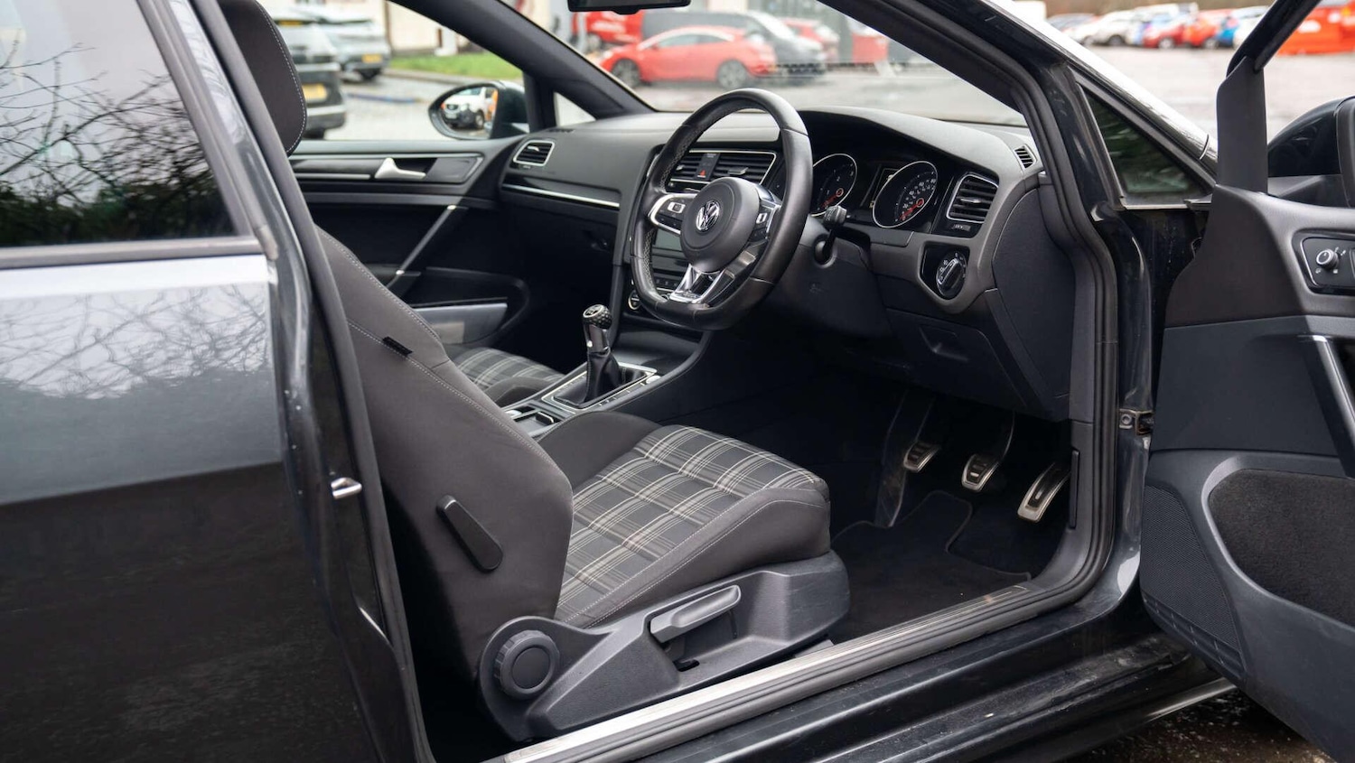 Used Volkswagen Golf for sale - 77705299: Photo 9