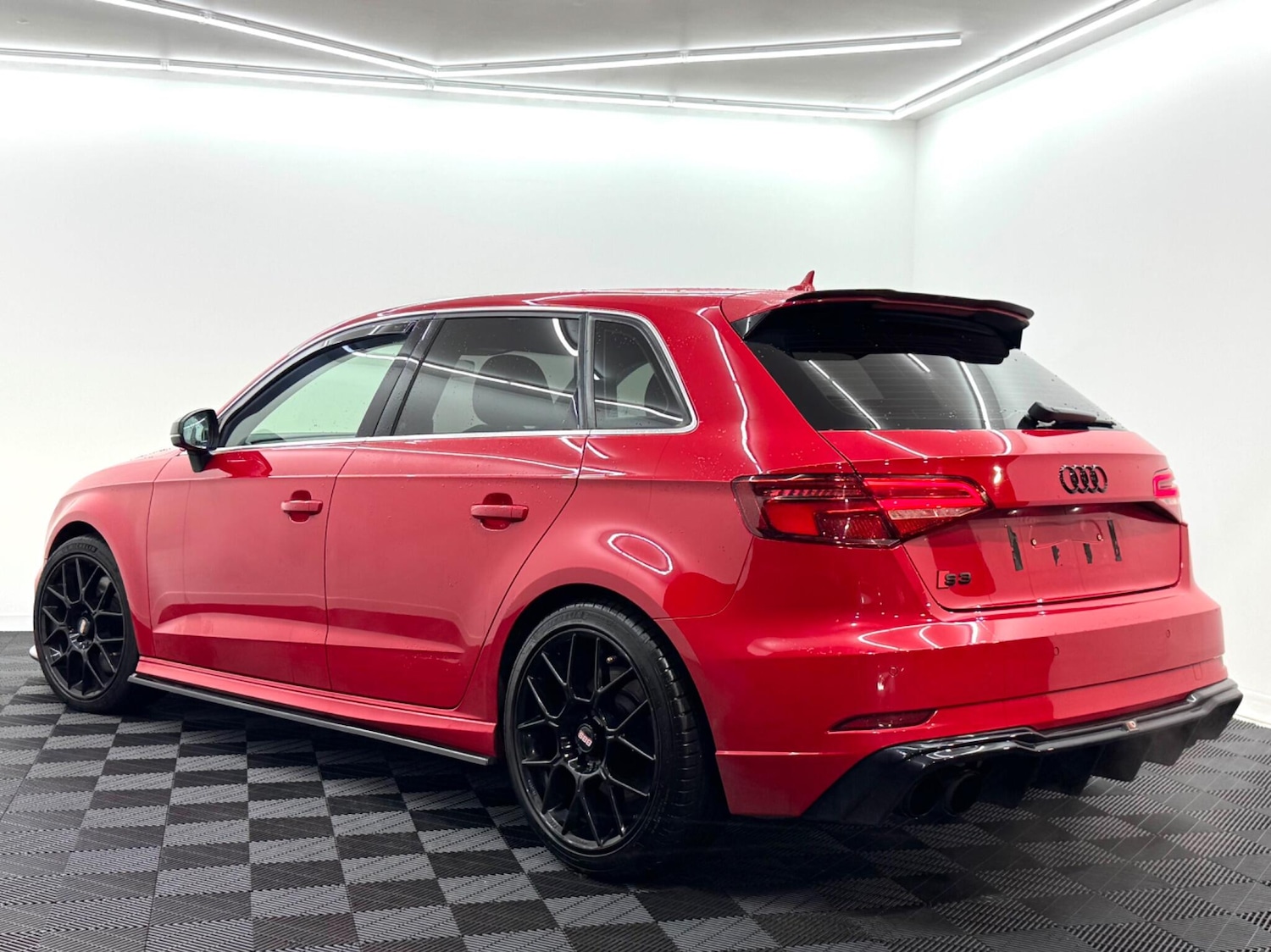 Used Audi A3 2017 for sale - 76753071: Photo 3