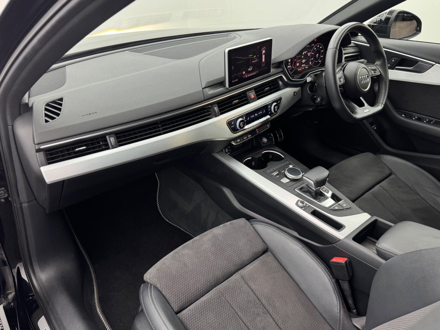 Used Audi A4 2019 for sale - 76849951: Photo 10