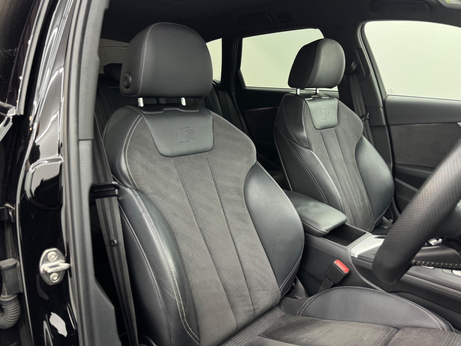 Used Audi A4 2019 for sale - 76849951: Photo 11