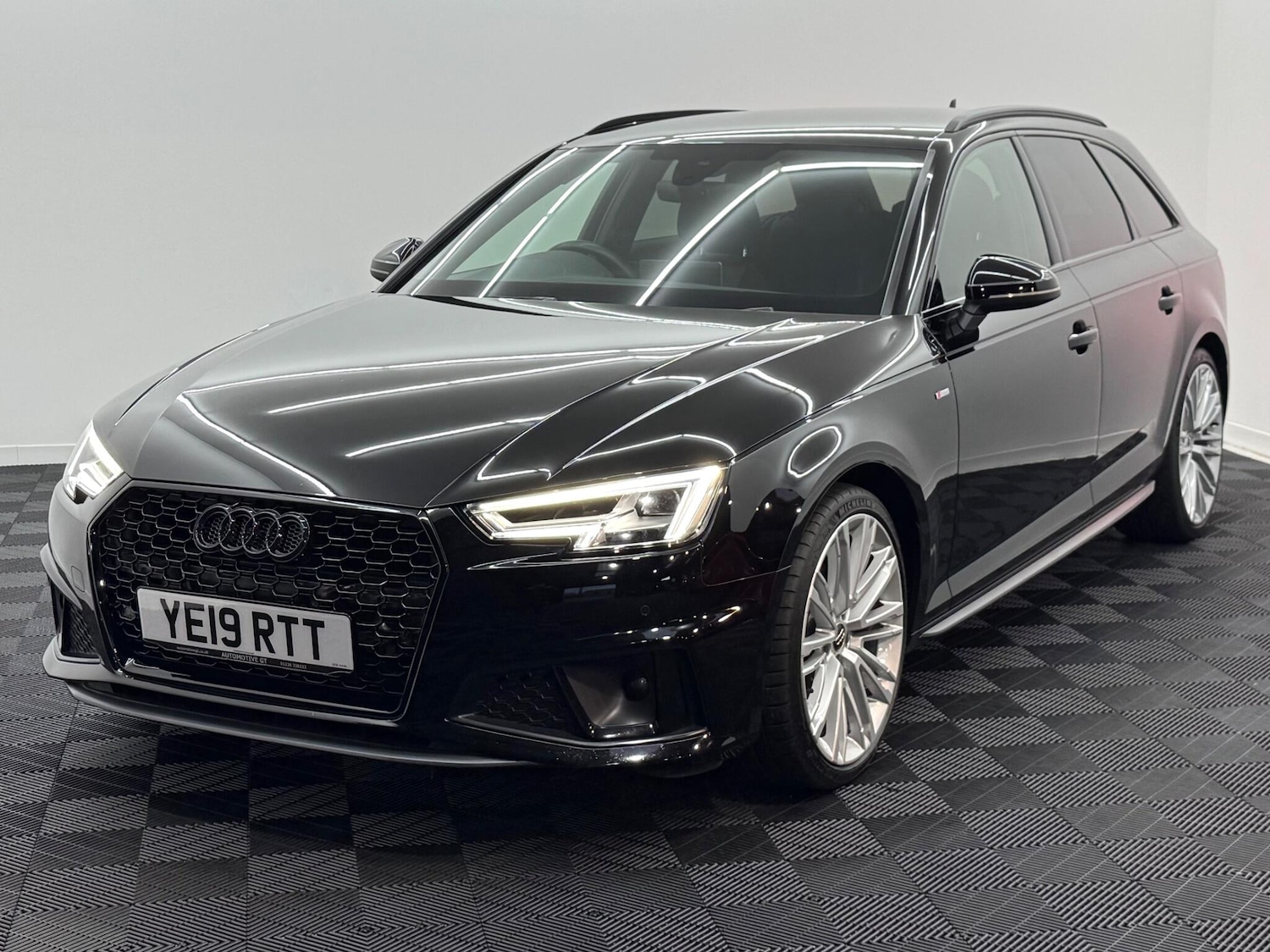 Used Audi A4 2019 for sale - 76849951: Photo 31